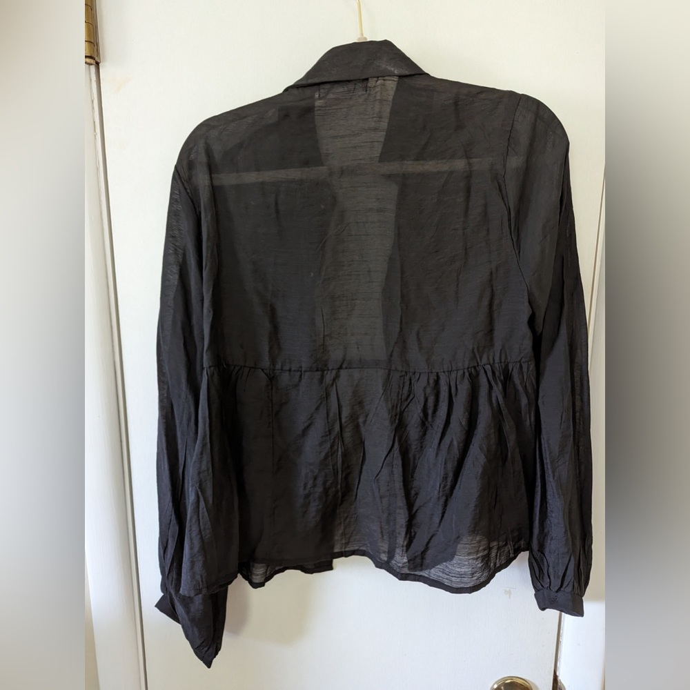 Carly Jean Los Angeles Button Down Shirt - Picture 2 of 5